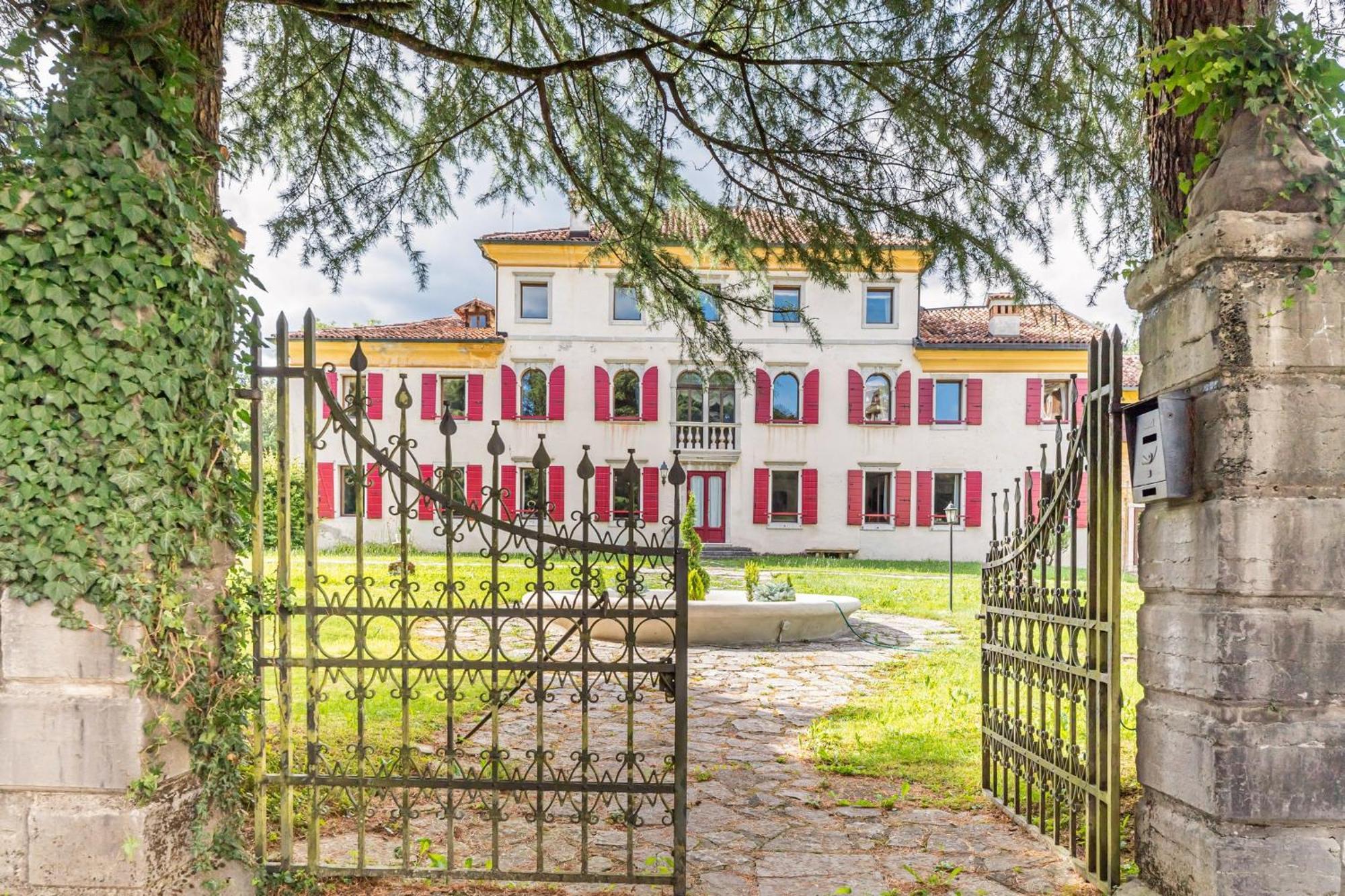 Belluno Timeless Charm - Stunning Aparment In Villa 外观 照片